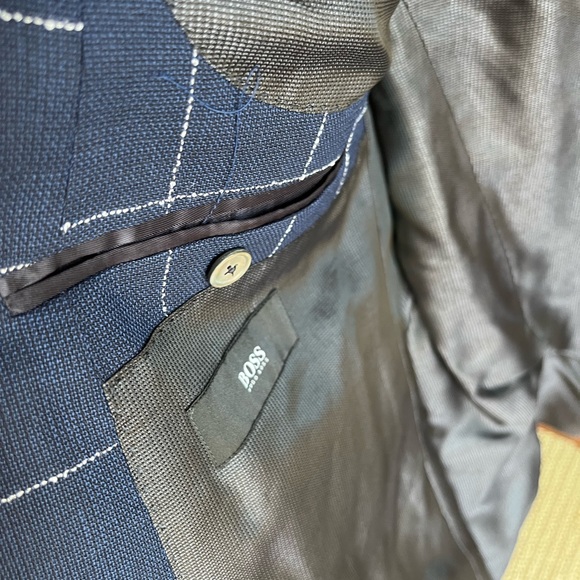 Hugo Boss Navy Blazer NWT - Picture 10 of 11
